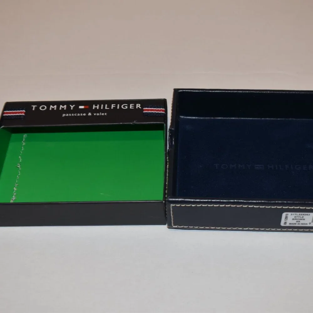 Tommy Hilfiger Men's Wallet Box Only